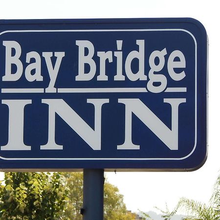 Bay Bridge Inn Оукланд Екстериор снимка