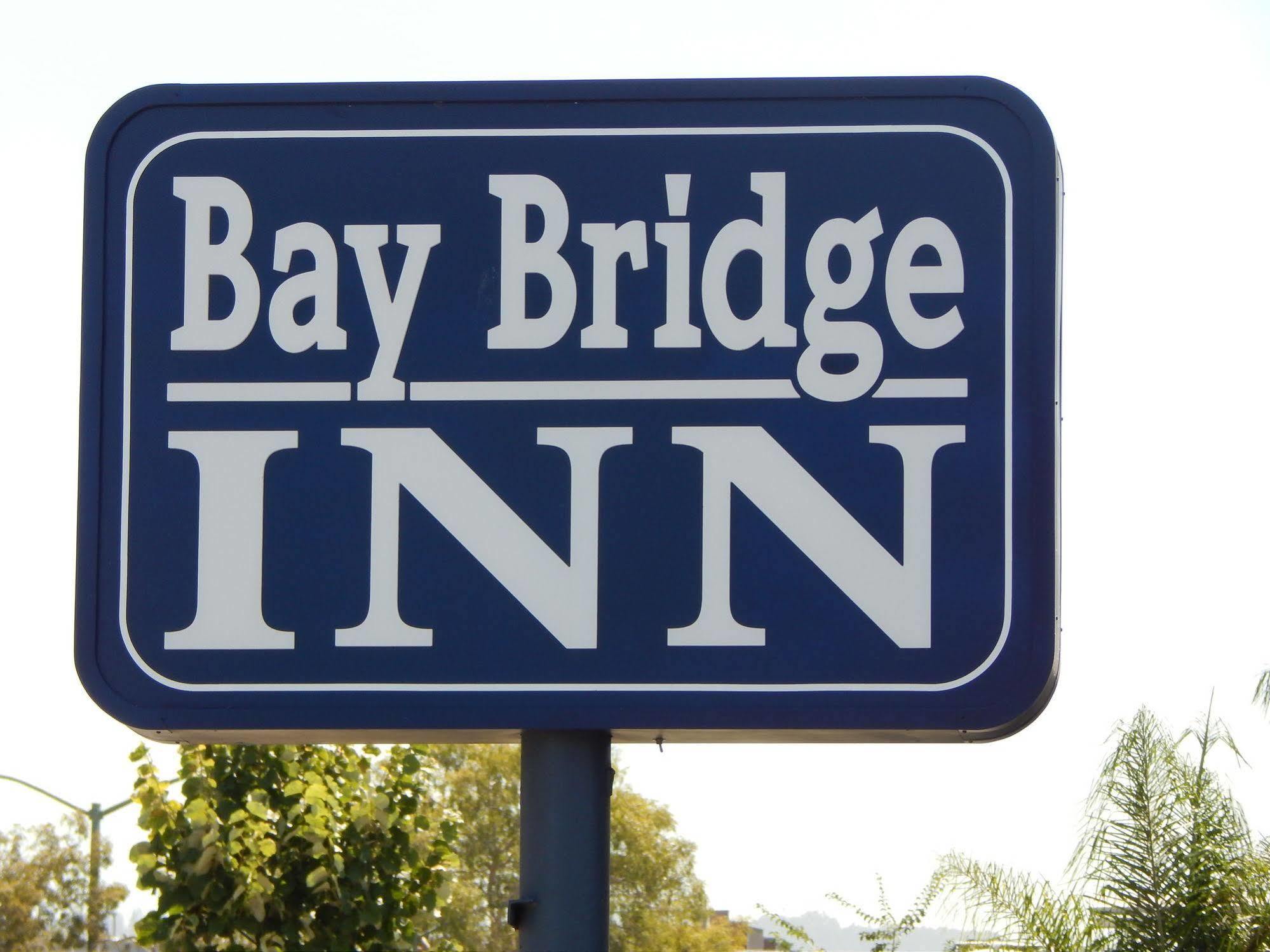 Bay Bridge Inn Оукланд Екстериор снимка